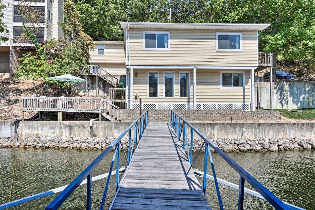 On-The-Water Retreat With Dock Pet Friendly! Vila Lake Ozark Exterior foto