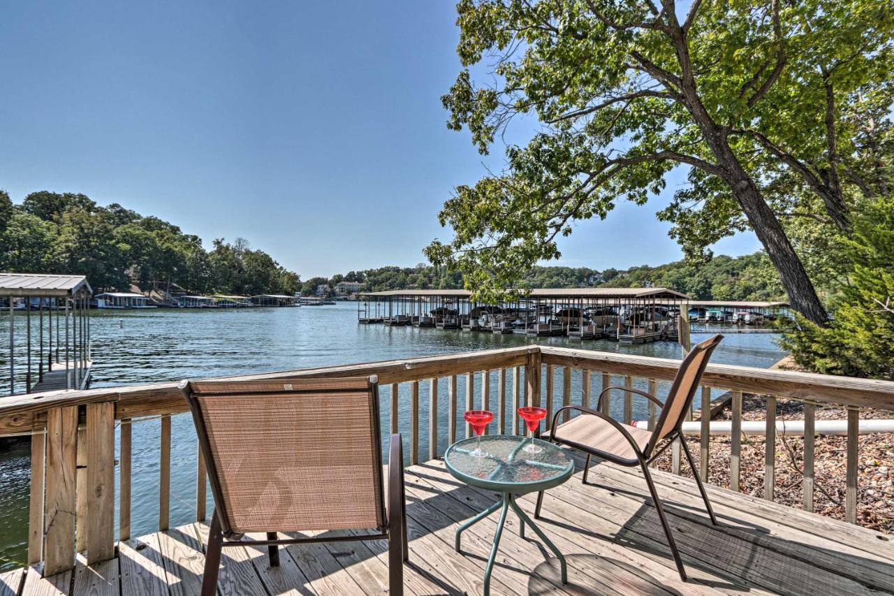 On-The-Water Retreat With Dock Pet Friendly! Vila Lake Ozark Exterior foto