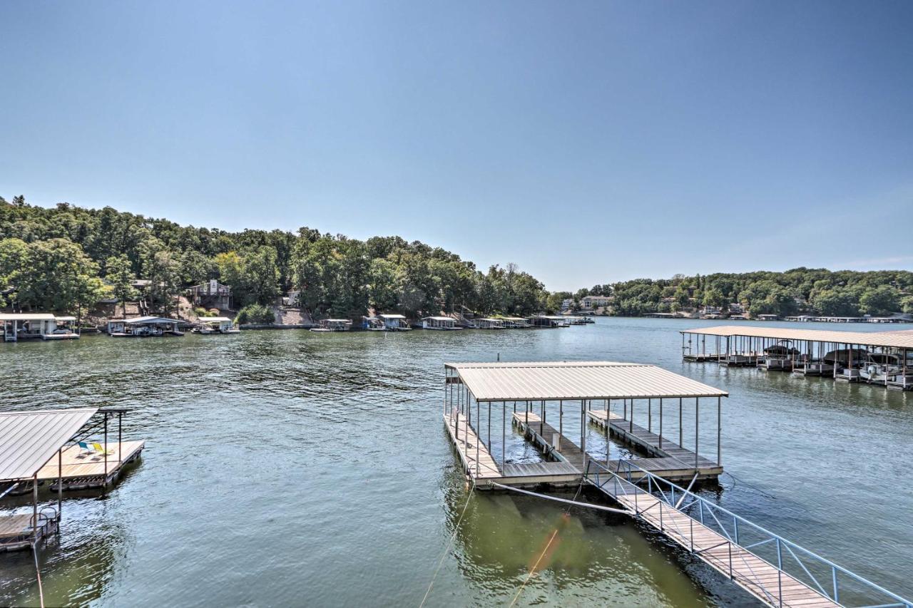 On-The-Water Retreat With Dock Pet Friendly! Vila Lake Ozark Exterior foto