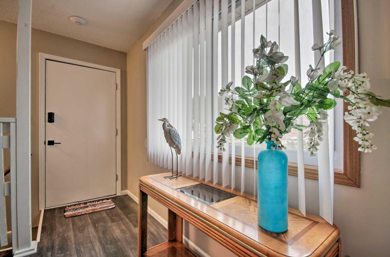 On-The-Water Retreat With Dock Pet Friendly! Vila Lake Ozark Exterior foto